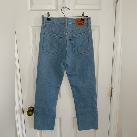 Levi’s Wedgie Straight Jeans - Picture 3 of 3